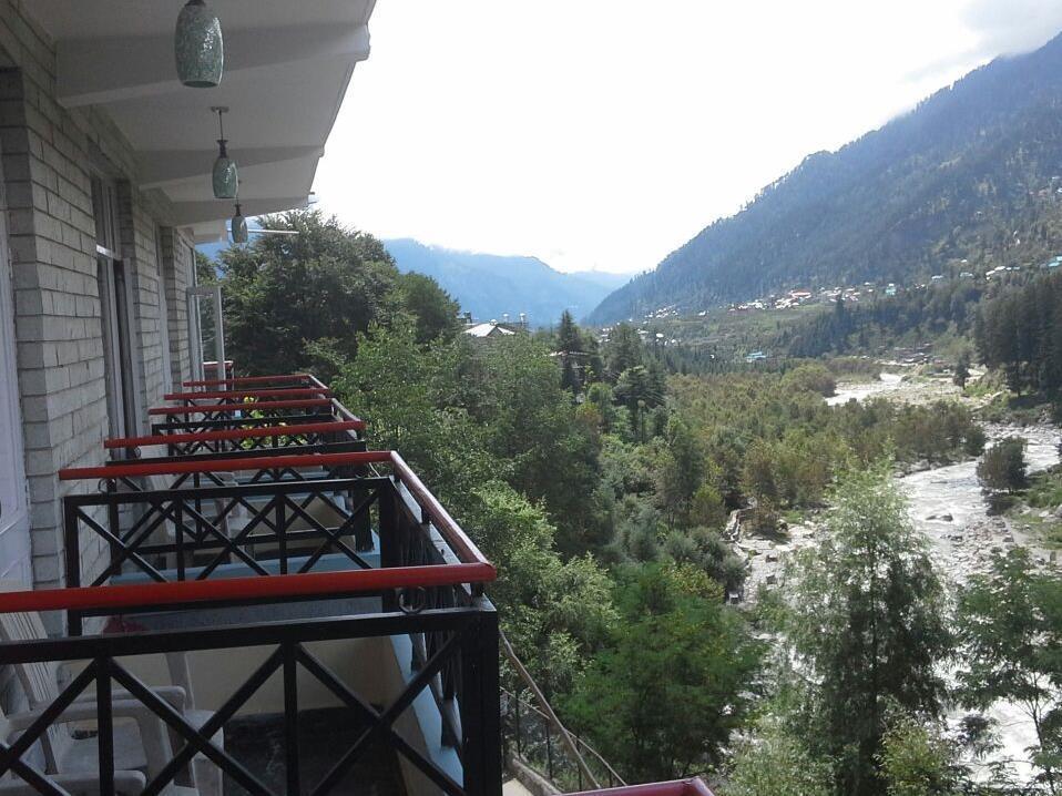Chichoga Holiday Inn Manāli Dış mekan fotoğraf